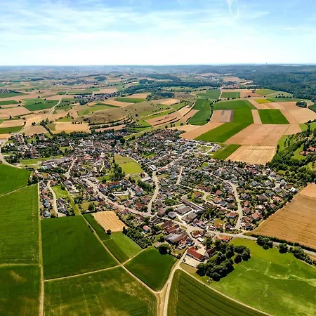 אורחן Landgasthof Adler Utzmemmingen