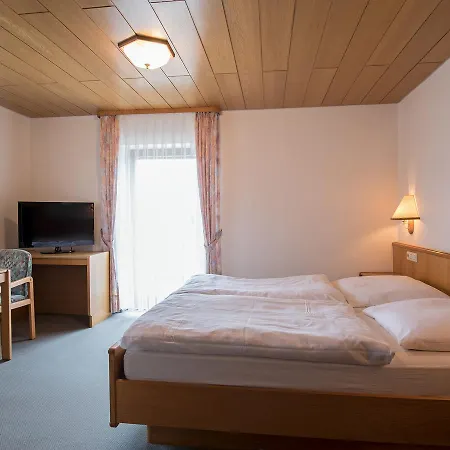 Landgasthof Adler 2*